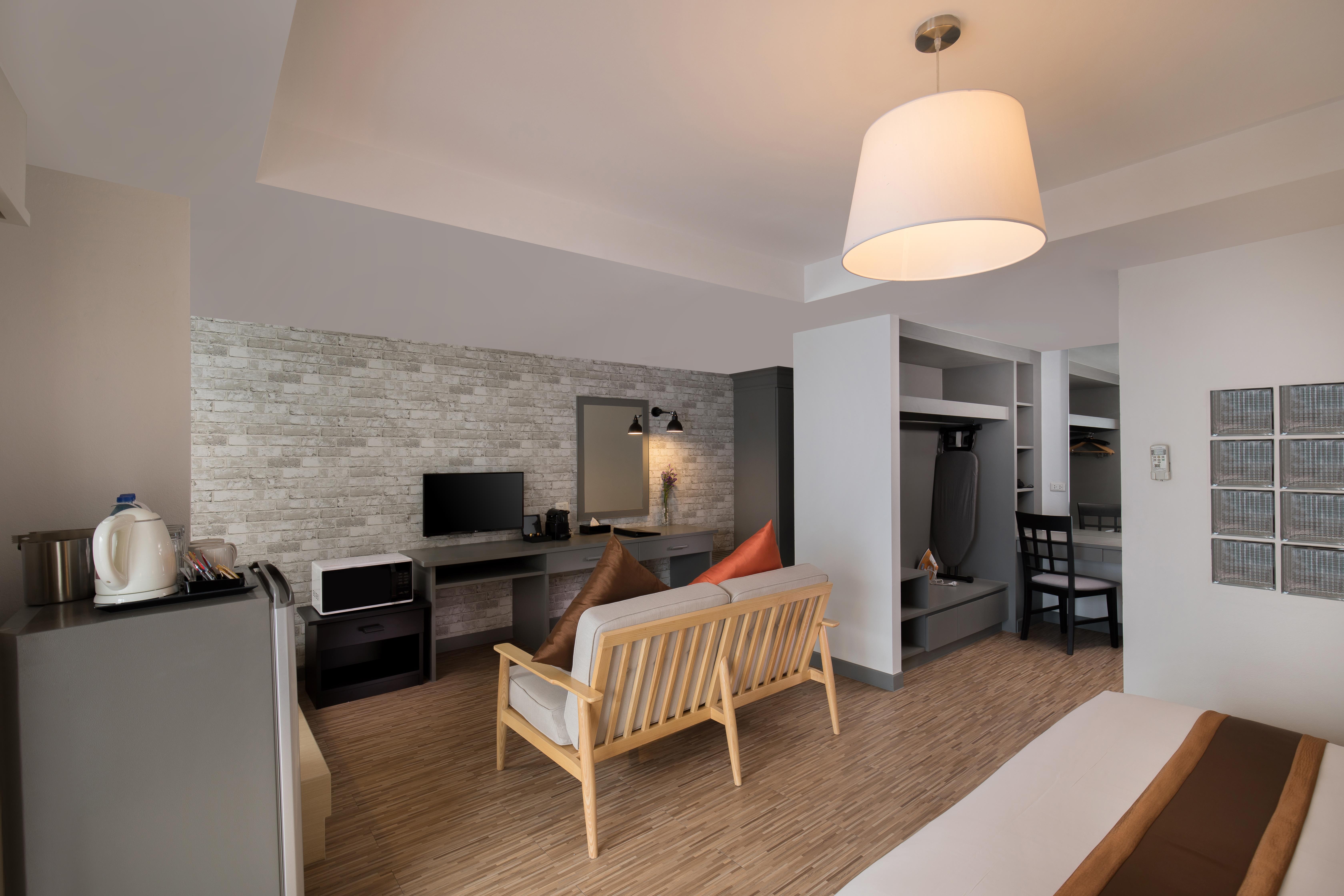 Journeyhub Pattaya Central Eksteriør billede