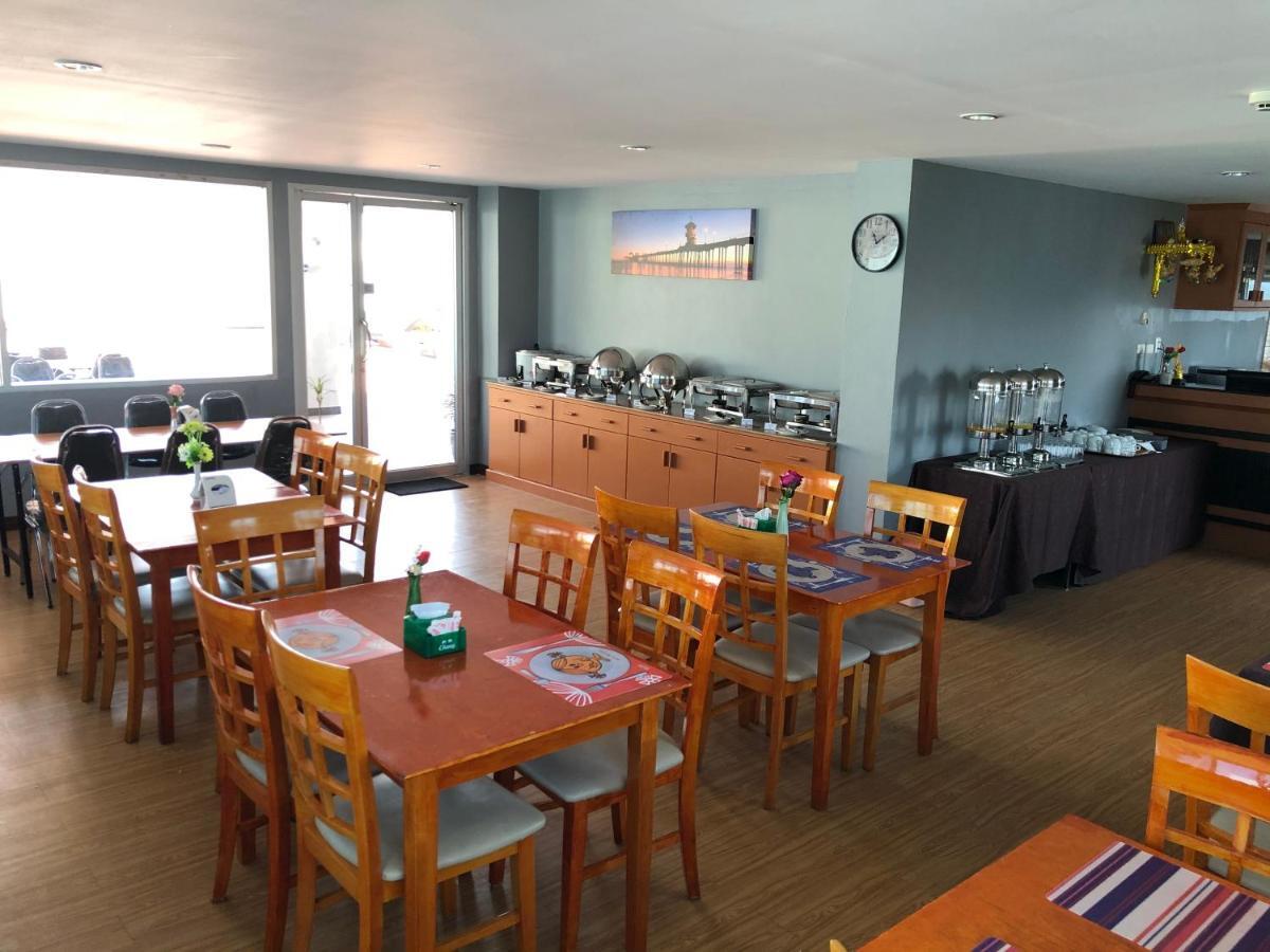 Journeyhub Pattaya Central Eksteriør billede